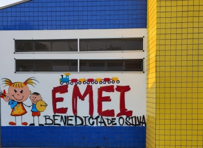 Emei Benedicta de O. Silva recebe arte muralista